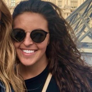 Meet your Posher, Leah